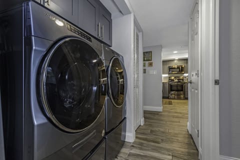 Washer & dryer in unit mean you can pack lighter!