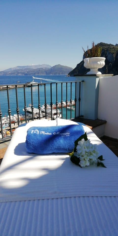 Couples treatment rooms, manicures and pedicures, massages