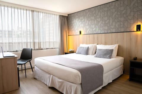 Standard Single Room | Premium bedding, in-room safe, desk, blackout drapes