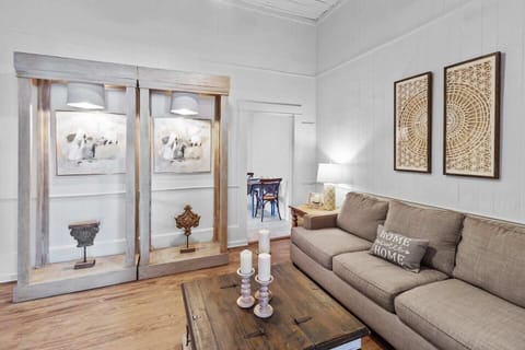 Back Living room with Smart TV