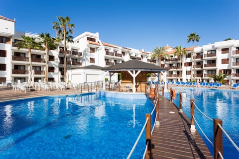 Indoor pool, 2 outdoor pools, pool umbrellas, sun loungers