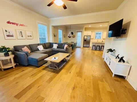 Welcome to The Dancing Pelican Beach House! NEW SOFA 2026!