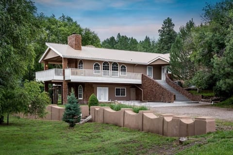 Big Bear Welcomes All!