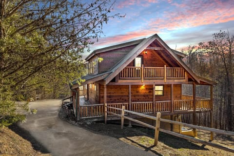 Cabin, 3 Bedrooms | Exterior