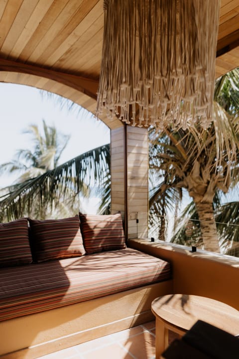 PALMA PREMIUM | Living area | 43-inch Smart TV with digital channels, TV