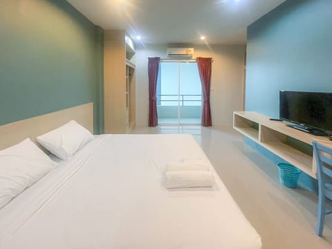 Superior Room | Desk, free WiFi, bed sheets