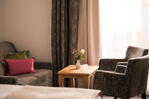 Superior Double Room, Balcony, Mountain View | 1 bedroom, hypo-allergenic bedding, minibar, in-room safe