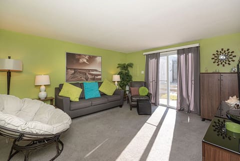 Royal Palms 307 4B-Ocean City-Living Area