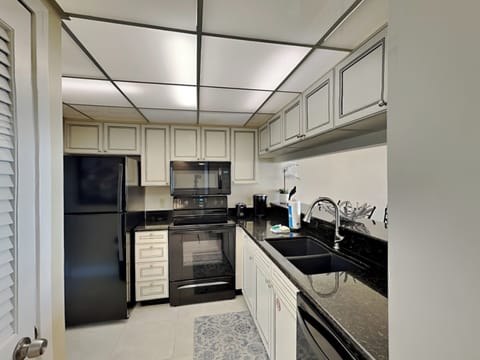 Kitchen - Modern Appliances