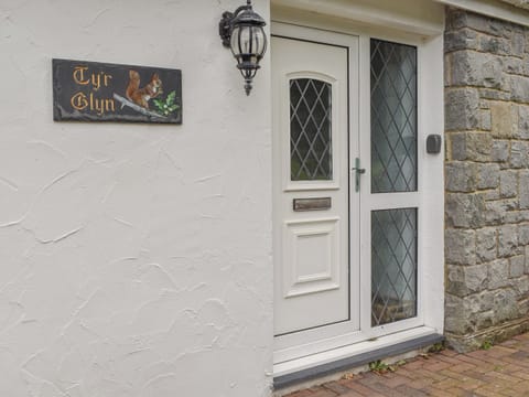 Outdoor area | Ty&rsquo;r Glyn, Llanbedrog
