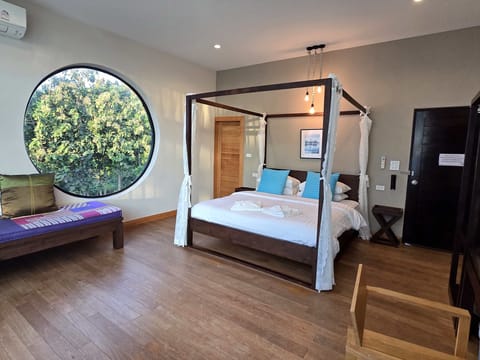 Deluxe Room | Free WiFi, bed sheets