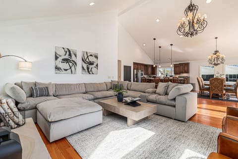 Spread out amongst the spacious sectional and watch all your favorites!