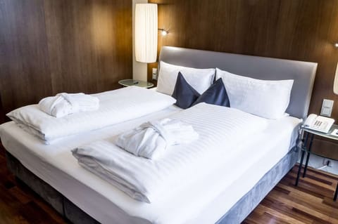 Minibar, in-room safe, desk, soundproofing