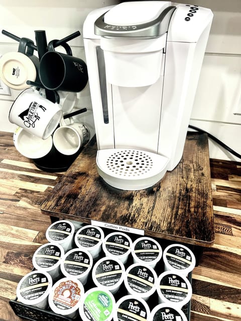 Coffee pods & hot chocolate await your arrival. 