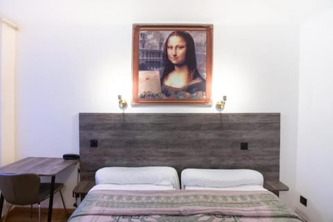 Double or Twin Room | Desk, free cribs/infant beds, rollaway beds, free WiFi