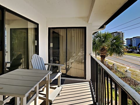 Welcome to Edgewater Villa #3315