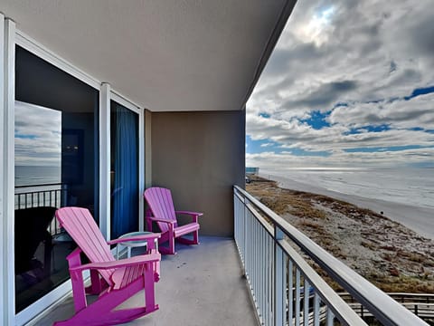 Welcome to Emerald Beach #528