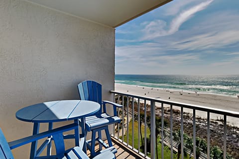 Welcome to Summit Beach Resort #604