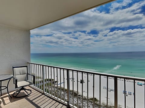 Welcome to Summit Beach Resort #1202