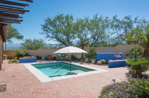 Pool (solar heating)