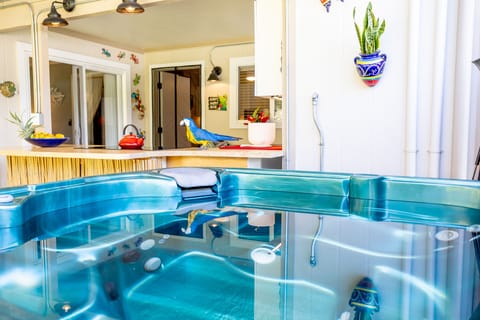Private high powered hot tub!