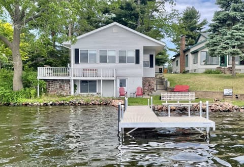 Lake side cabin with balcony and 20 ft dock