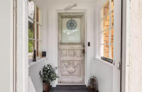 Welcome to Ursa Miner! Home away from home in the mountains.