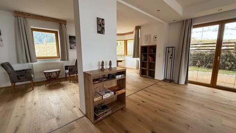 Apartment | Living room