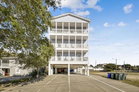 Tarheel is Ocean View Front Facing