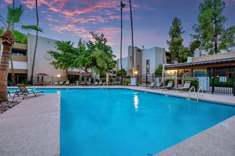 Pool, Hot Tub, Fitness, Billiards access - resort style amenities at the MAYA!