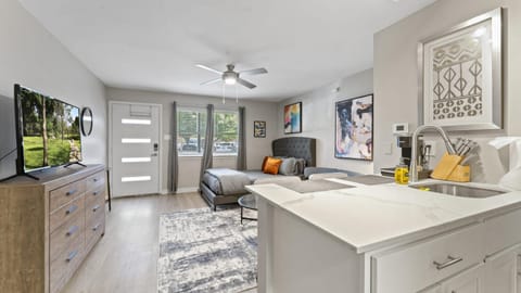House | 1 bedroom