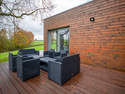 House | Balcony