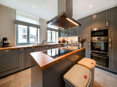 House | Private kitchen