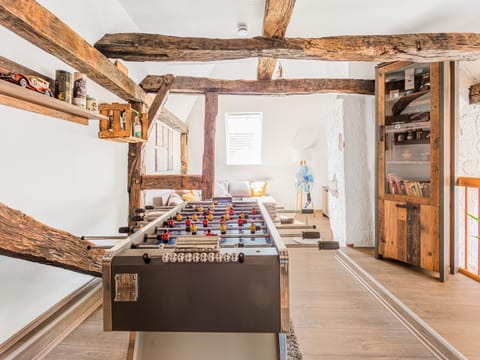 Apartment | Game room