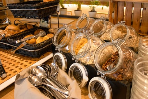 Breakfast, lunch, dinner served; local cuisine, alfresco dining 