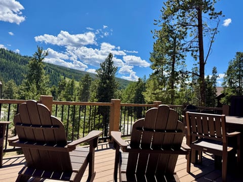 Summer Mountain Views on this Amazing Deck!  #summer