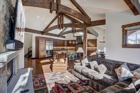 Stunning mountain modern design