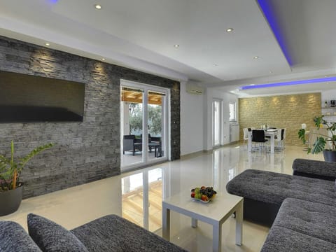 House | Living area