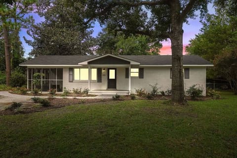 Twilight Exterior Pic
