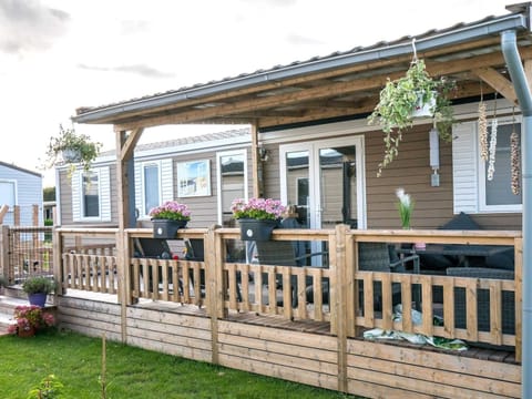 Chalet | Exterior