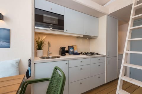 House | Private kitchen | Electric kettle