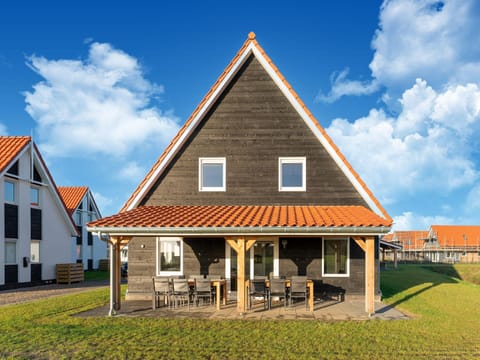 House | Balcony
