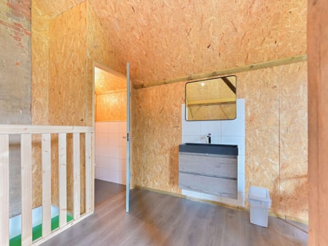 House | Bathroom