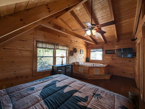 Cabin, 6 Bedrooms | 6 bedrooms, free WiFi