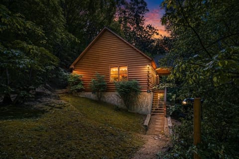 Cabin, 2 Bedrooms | Exterior