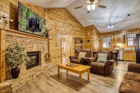 Cabin, 2 Bedrooms | Living area | Smart TV