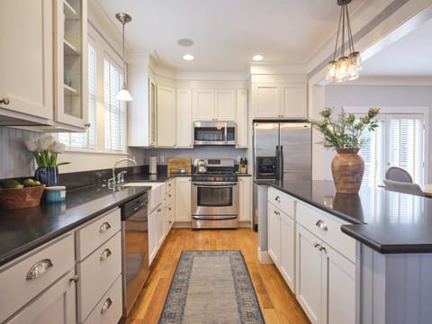 Fully equipped kitchen for all your culinary creations