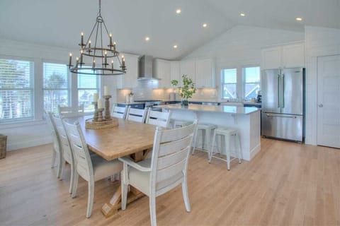 Kitchen and dining space
