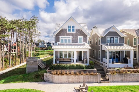 Welcome to Sandy Side Up