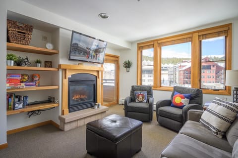 Welcome home to Zephyr Mountain Lodge 2410